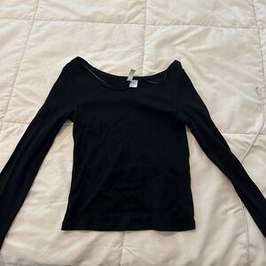 H&M Black boatneck Long Sleeve Women's Tee
